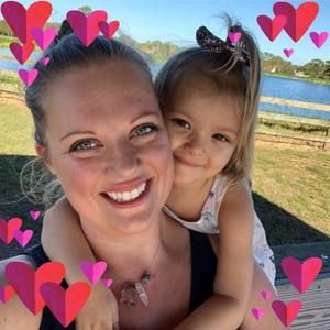 Meet your Posher, Kelli